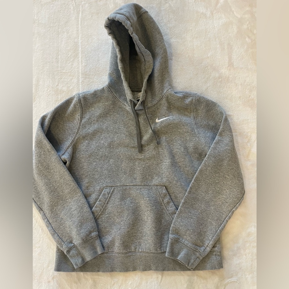 Nike Men's Gray Pullover Hoodie
